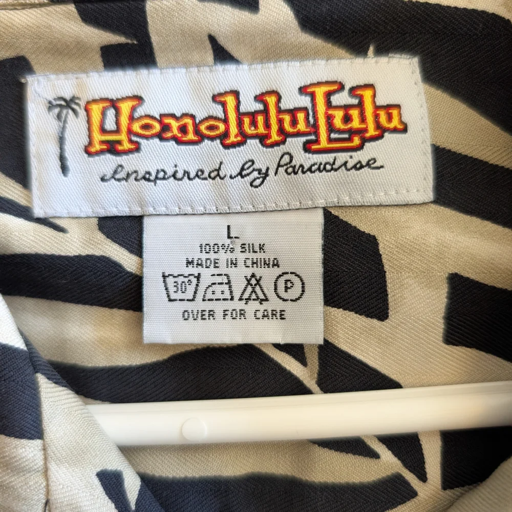 Honolulu Lulu Mens Large 100% Silk Hawaiian Shirt Black Brown Vacation Resort - Picture 6 of 6